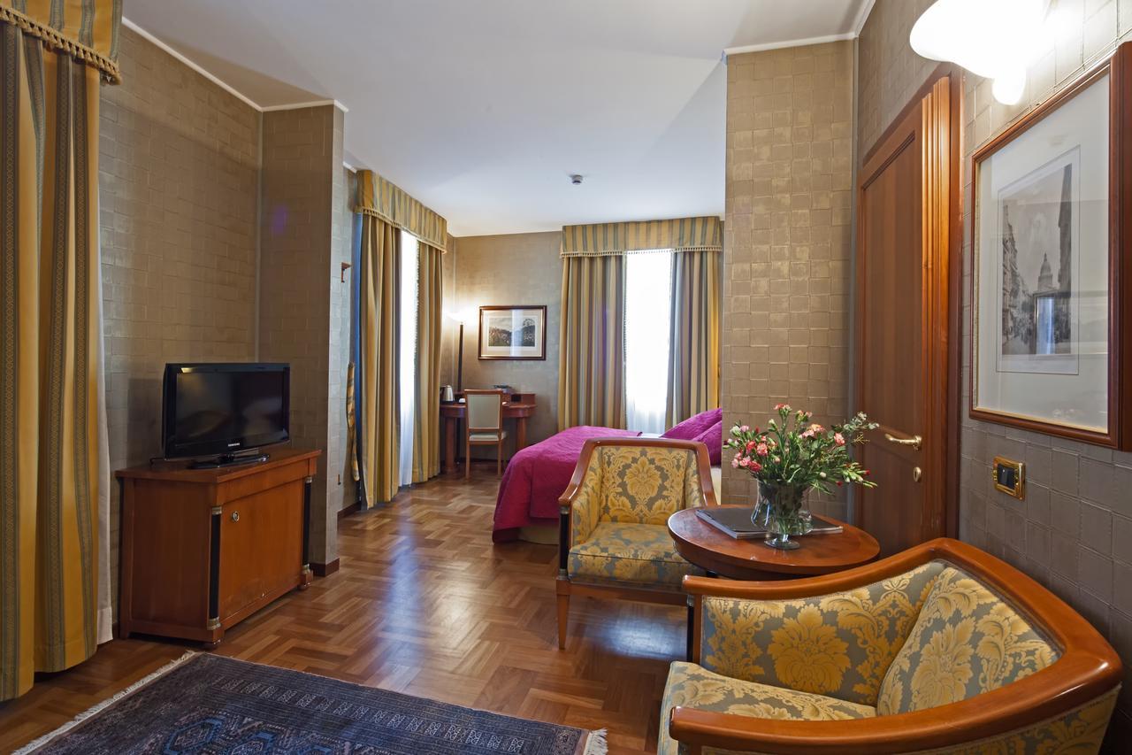 Hotel Palazzo Lovera Кунео Экстерьер фото